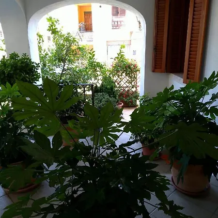 Alojamento de Acomodação e Pequeno-almoço Gemma Di Gallura Charme